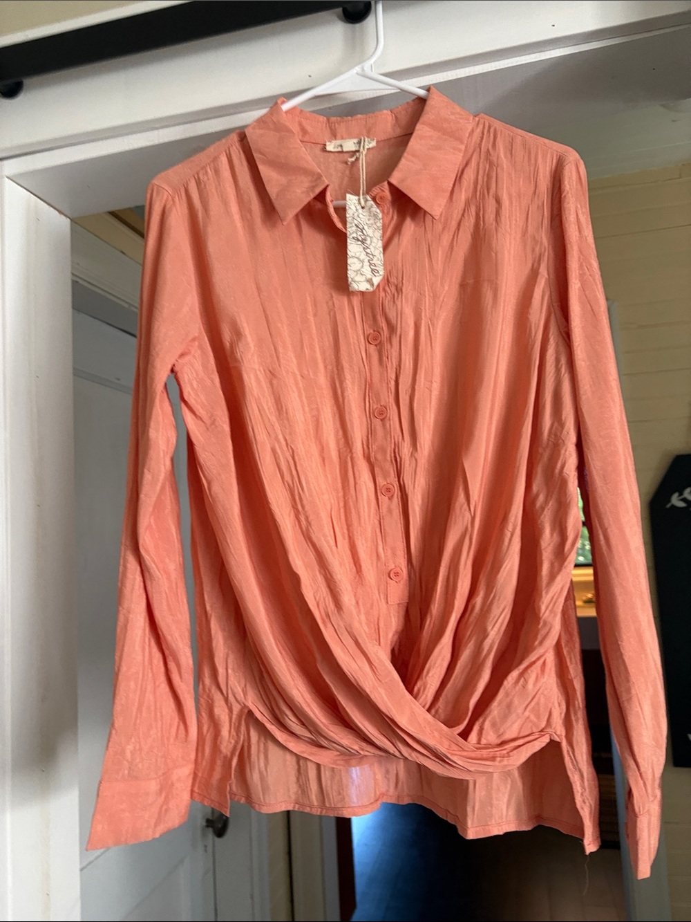 Mystree Coral Pink Button-Front Twist-Hem Shirt